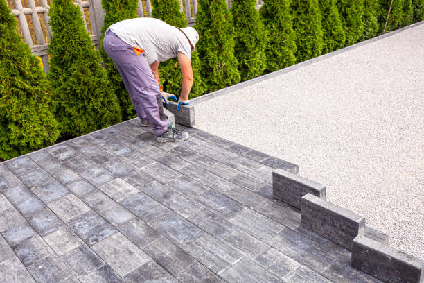 Best Local Driveway Pavers  in Inglenook, CT